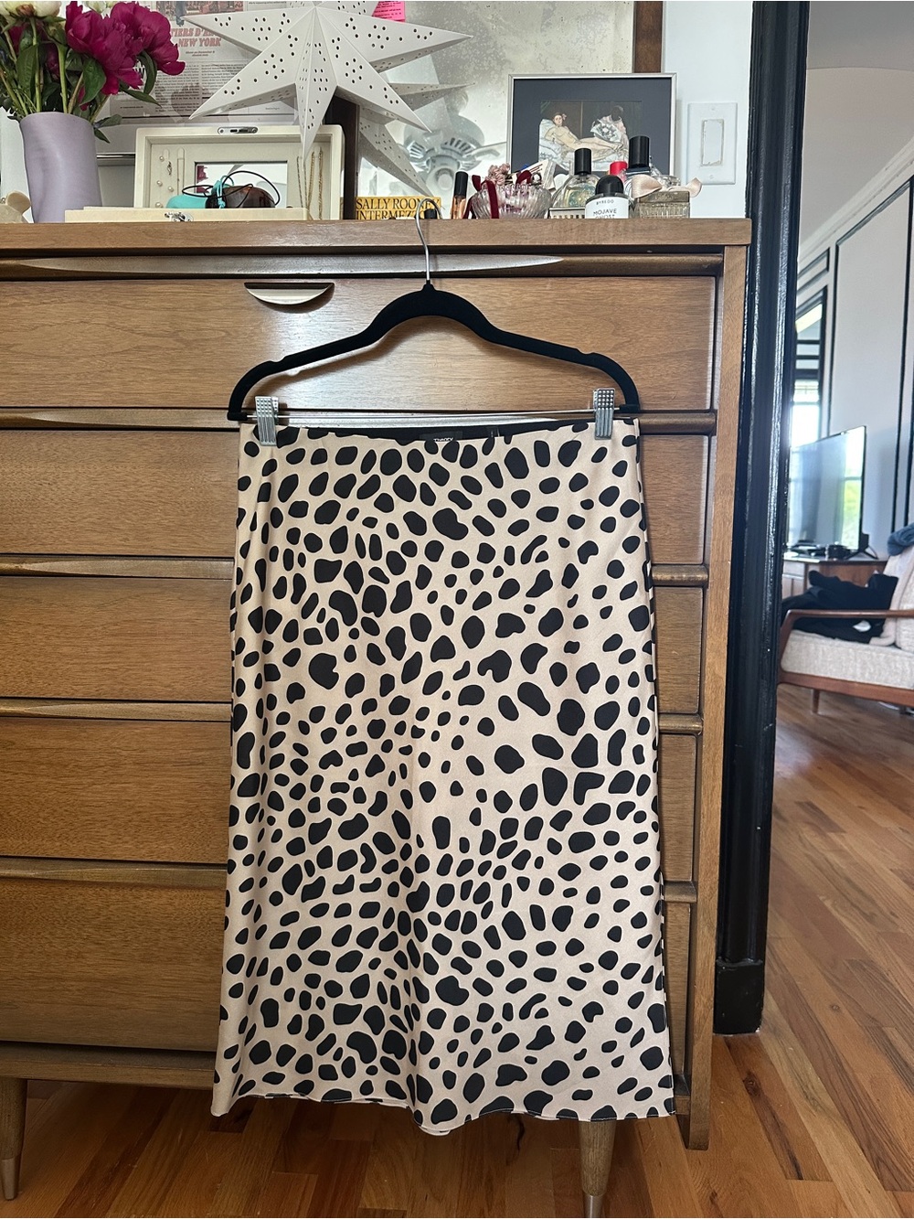 Theory Giraffe Print Midi Skirt